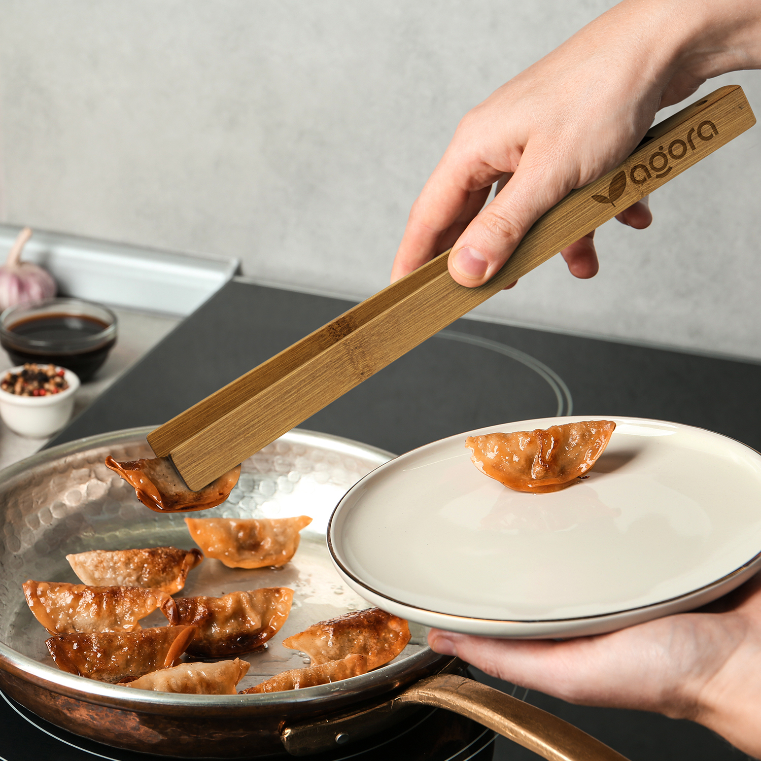 Laidley Serving Tongs feature Laidley Serving Tongs feature