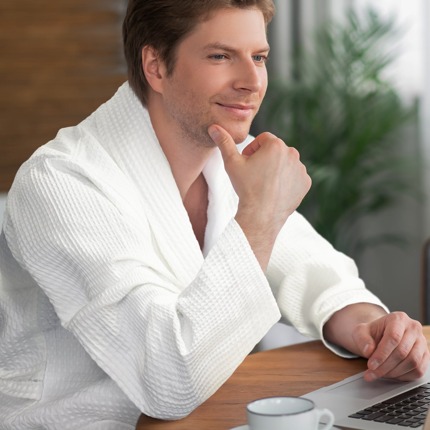 Weipa Bathrobe feature Weipa Bathrobe feature