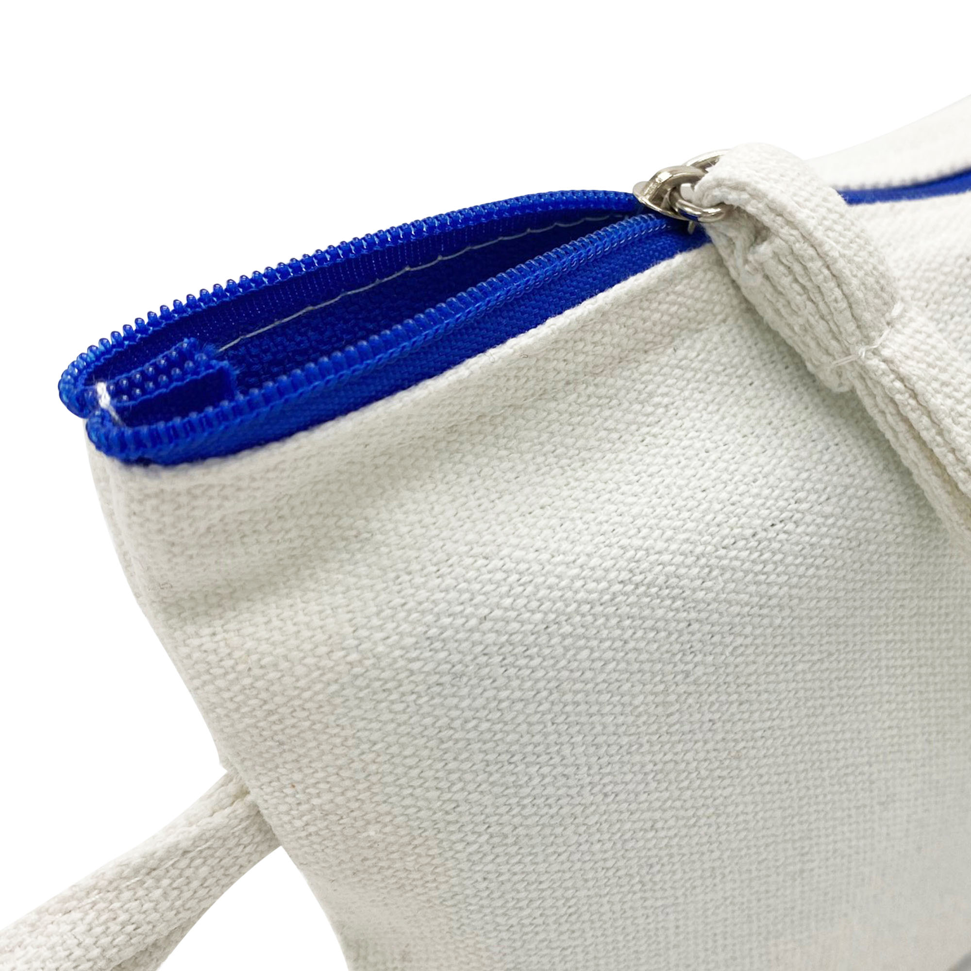 Licola Canvas Cosmetic Bag detail Licola Canvas Cosmetic Bag detail