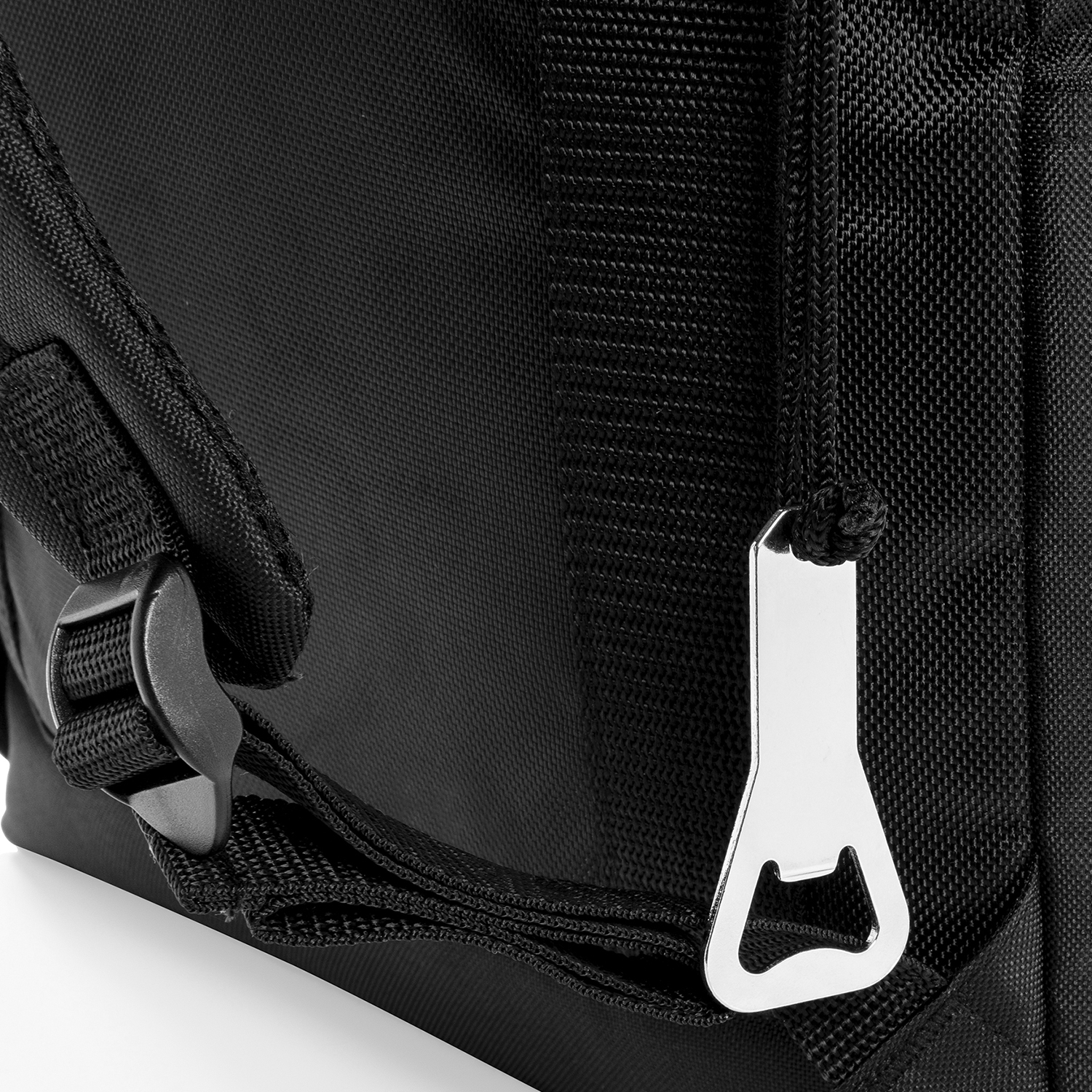 Urbenville XXL Cooler Totepack detail 2 Urbenville XXL Cooler Totepack detail 2