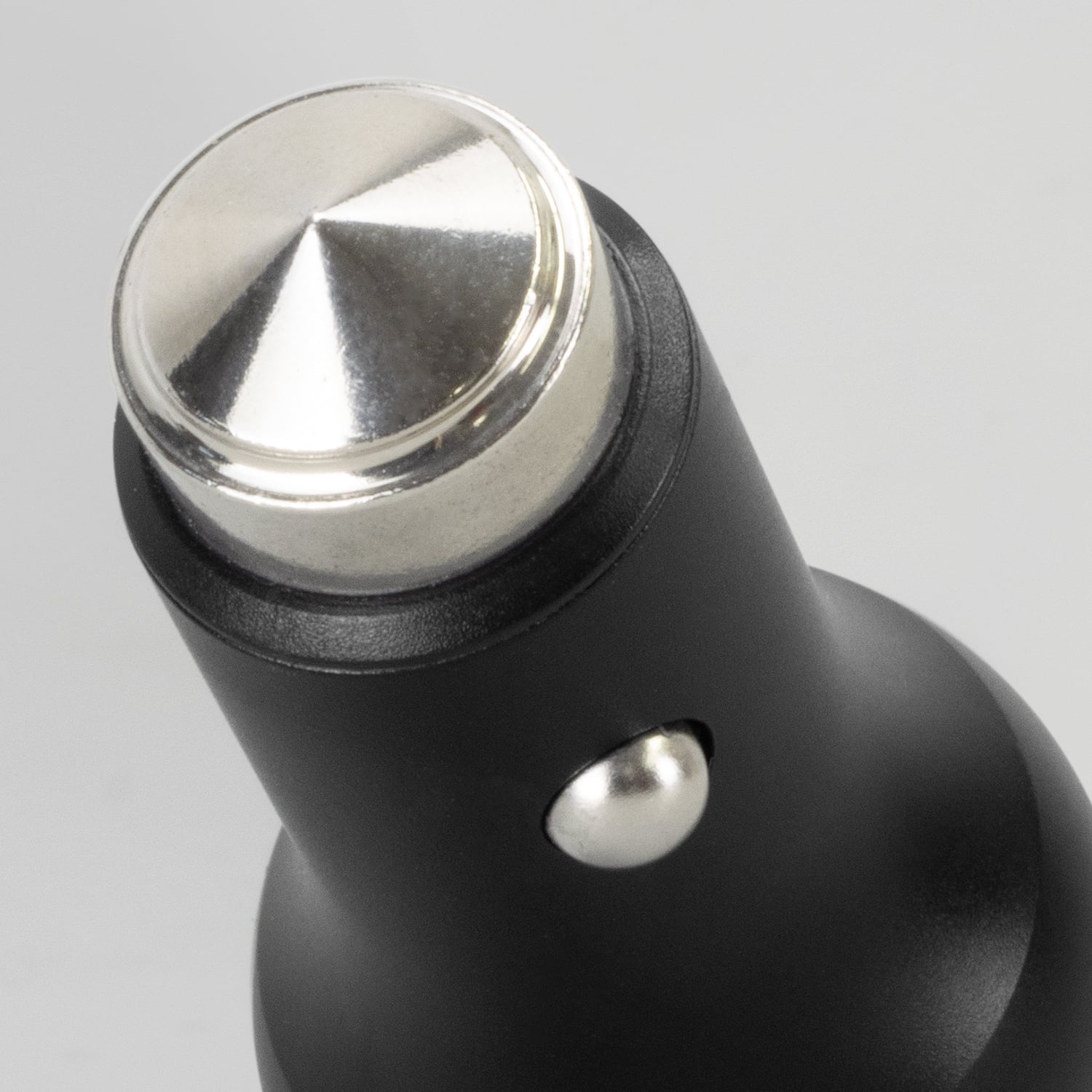 Wanneroo Safety Car Charger detail Wanneroo Safety Car Charger detail