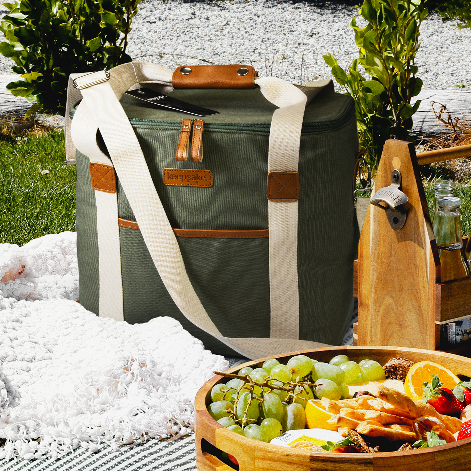 Richmond Cooler Bag feature Richmond Cooler Bag feature