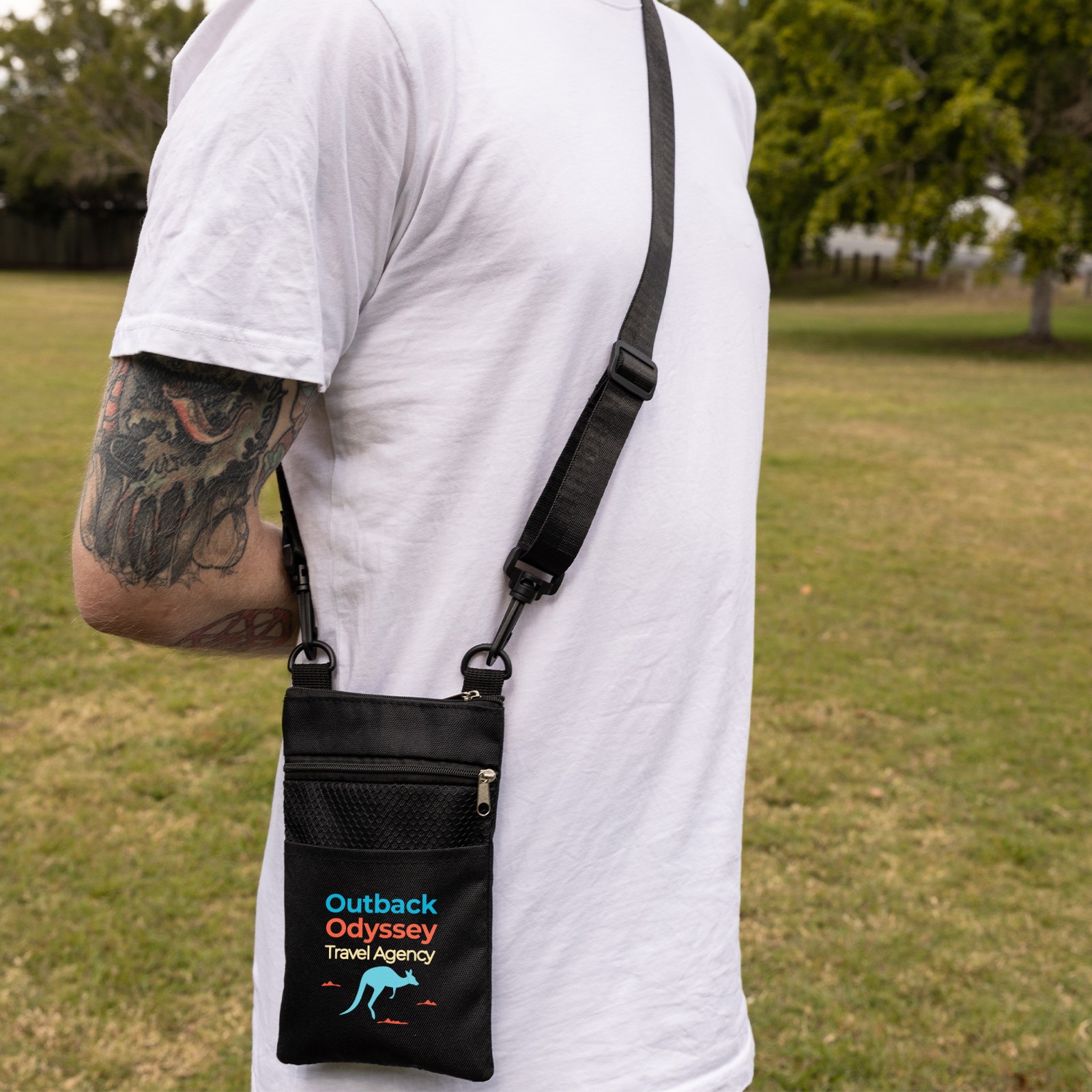 Batlow Neck Pouch Feature Batlow Neck Pouch Feature