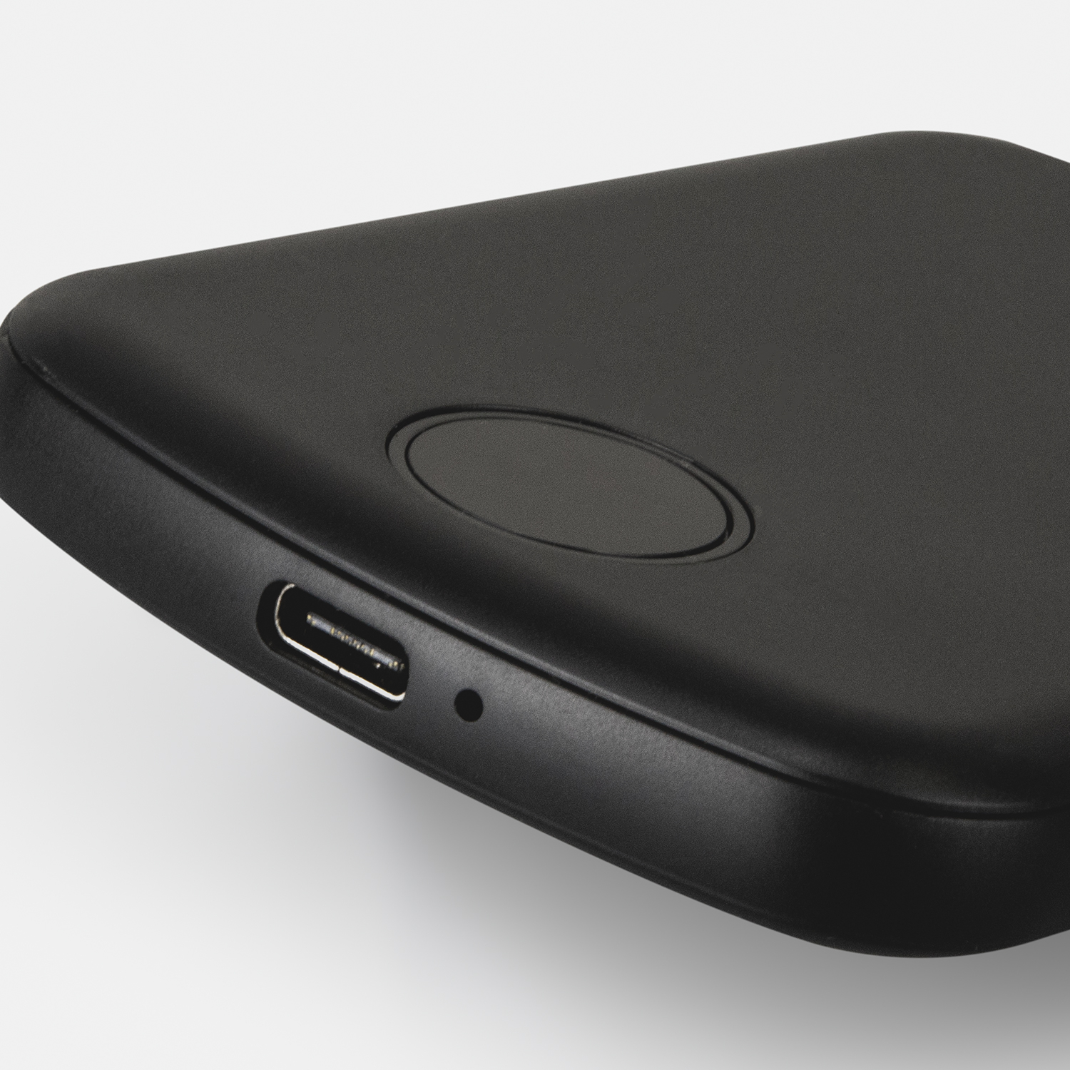 Oatlands Wireless Charging Power Bank detail Oatlands Wireless Charging Power Bank detail